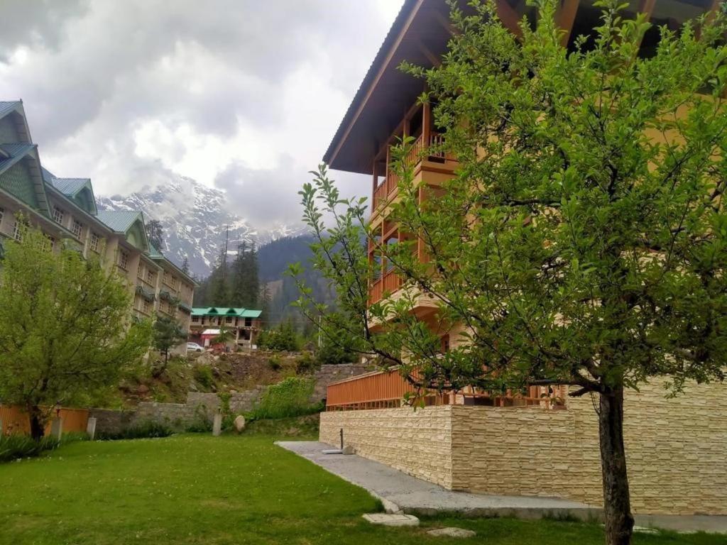 Solang Valley Resort Маналі Екстер'єр фото